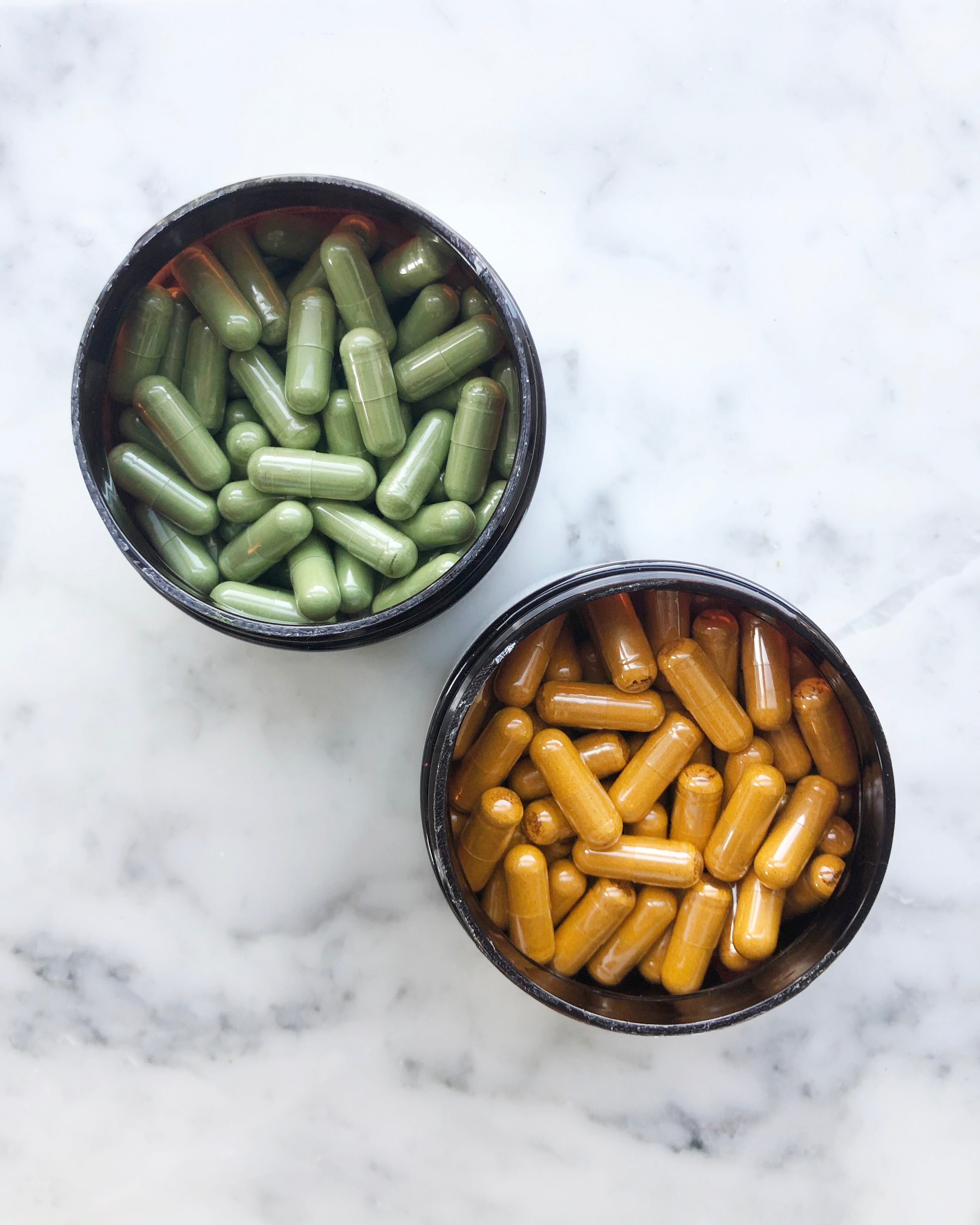 Moringa leaf and turmeric capsules compare